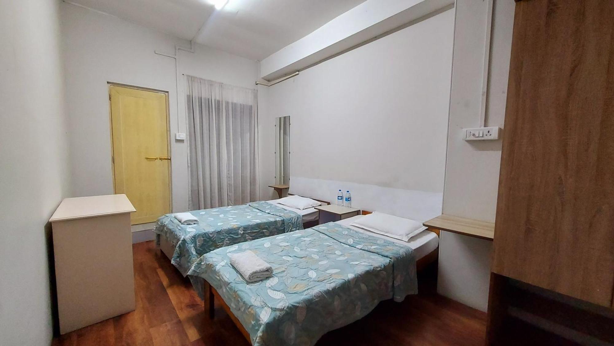 Hotel Dinthar Zara Aizawl Bagian luar foto